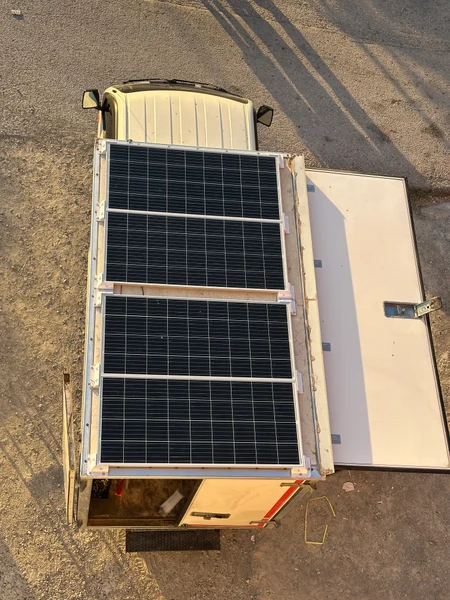 Mobil Satış Aracına Araç Üstü Solar Sistem — 3