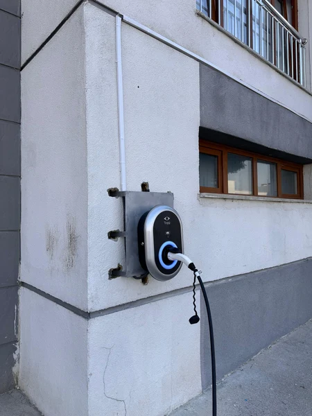 Konut Otoparkına Elektrikli Araç Şarj İstasyonu — 3
